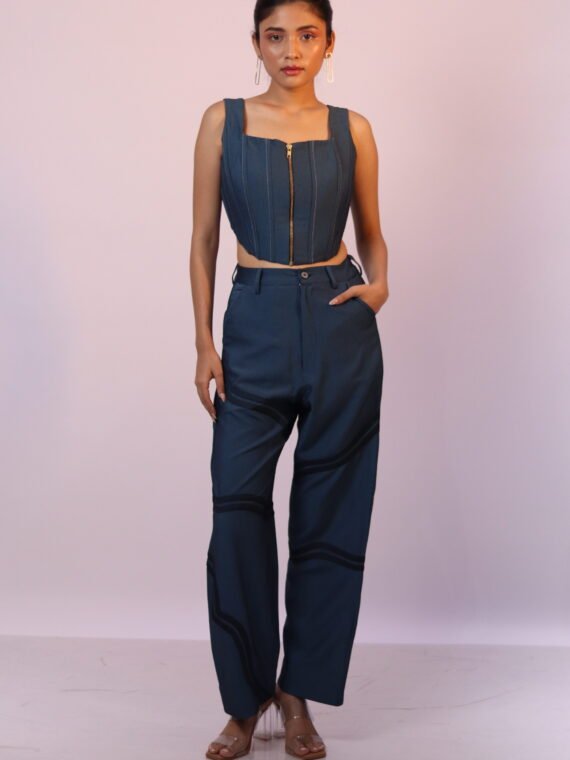 WAVY STRAIGHT FIT PANTS