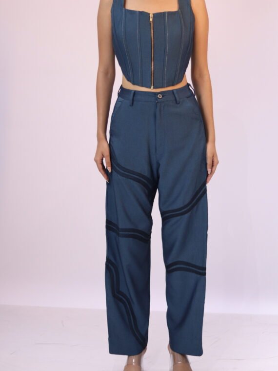 WAVY STRAIGHT FIT PANTS